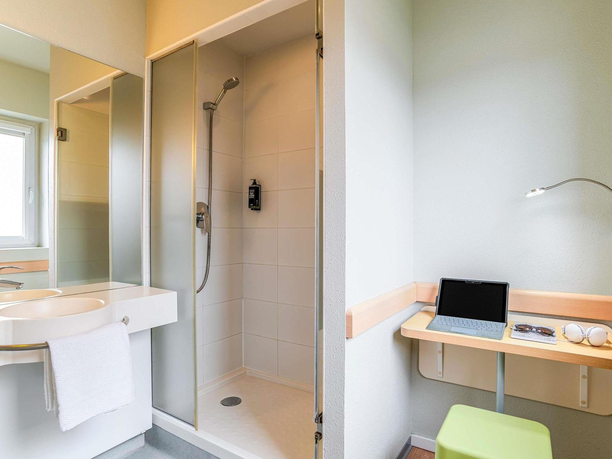 Ibis Budget Bilbao Barakaldo Bagian luar foto